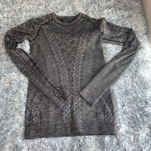 Long sleeve lululemon sweater pattern (athletic)
